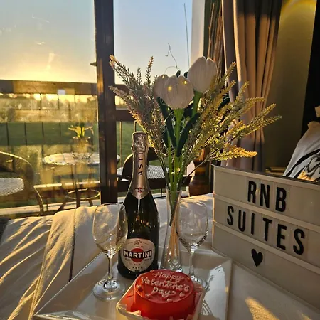 Rnb Suites Tagaytay